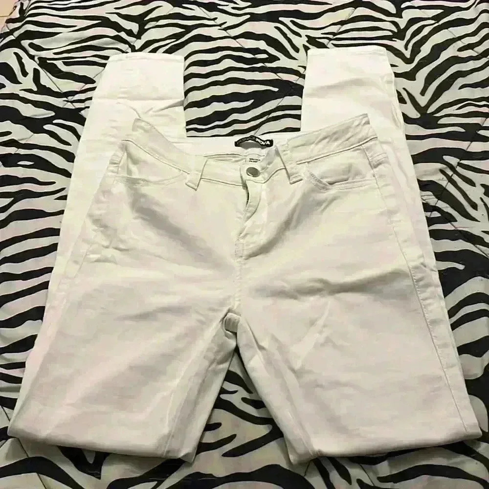 White Skinny Jeans
